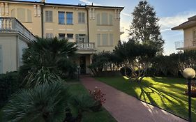 Sweet Home